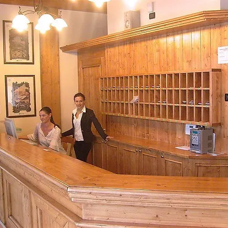 Rendola 3* Ασιάγκο